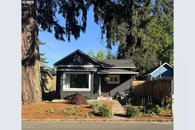 723 E 1st Ave, Camas, WA 98607 - Photo 1