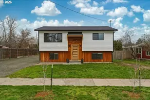 160 SE 5th Ave, Milton-Freewater, OR 97862 - Photo 1