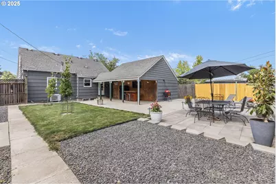 2127 Lawrence St, Eugene, OR 97405 - Photo 1