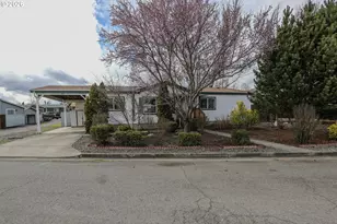 189 Bobwhite St, Roseburg, OR 97471 - Photo 1