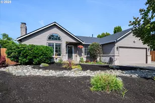 870 Sheraton Dr, Eugene, OR 97401 - Photo 1
