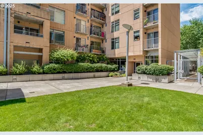 701 Columbia St #602, Vancouver, WA 98660 - Photo 1