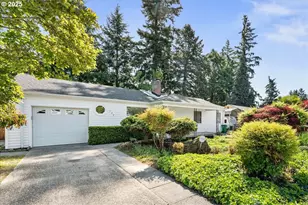 722 SE 113th Ave, Portland, OR 97216 - Photo 1