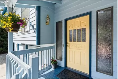 808 NE 238th Pl, Wood Village, OR 97060 - Photo 1