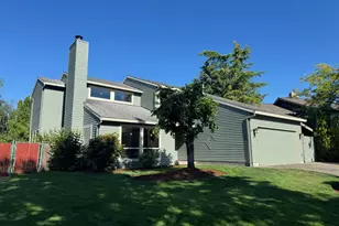 2245 SW Mawrcrest Ct, Gresham, OR 97080 - Photo 1