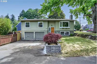 8340 SW 14th Ave, Portland, OR 97219 - Photo 1