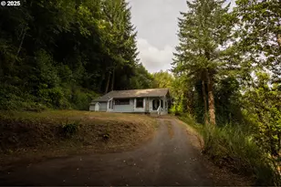 95389 Haynes Way Ln, North Bend, OR 97459 - Photo 1