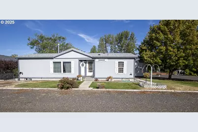 10704 White Birch Ln, Island City, OR 97850 - Photo 1