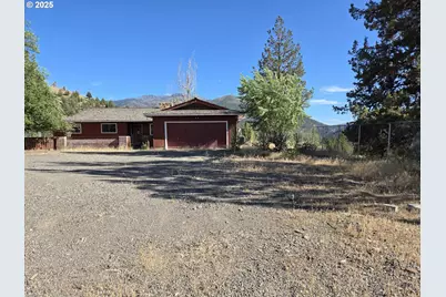 801 Ferguson Rd, John Day, OR 97845 - Photo 1