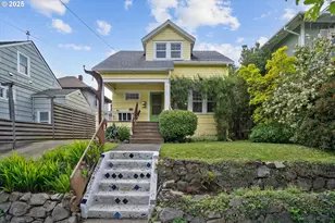 2123 SE 37th Ave, Portland, OR 97214 - Photo 1