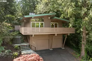 7190 SW Raleighwood Ln, Portland, OR 97225 - Photo 1