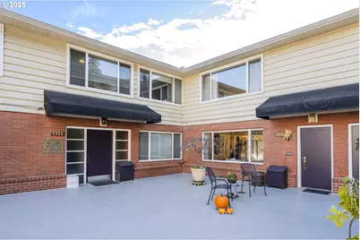 2355 SW Cedar St #9, Portland, OR 97205 - Photo 1