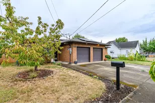 714 S Meridian St, Newberg, OR 97132 - Photo 1