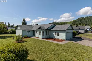 305 Pacific St, Columbia City, OR 97018 - Photo 1