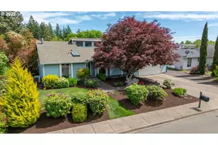 230 NE Kingwood St, McMinnville, OR 97128 - Photo 1