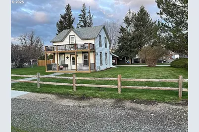 469 S Gale St, Union, OR 97883 - Photo 1