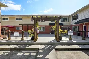 2355 SW Cedar St, Portland, OR 97205 - Photo 1