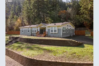 712 Sibold Canyon Rd, Tenmile, OR 97481 - Photo 1