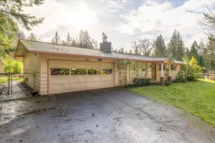 415 Bodine Rd, Kelso, WA 98626 - Photo 1