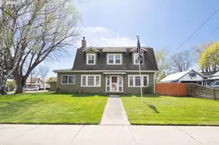 600 Albany St, Elgin, OR 97827 - Photo 1