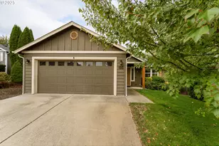 195 Rowan St, Roseburg, OR 97471 - Photo 1