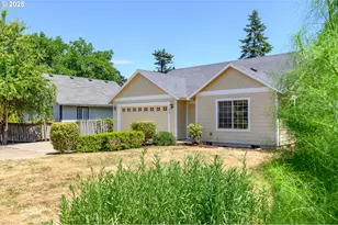 236 N 6th St, Carlton, OR 97111 - Photo 1