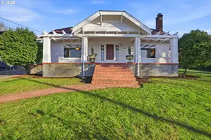 6908 SW 33rd Pl, Portland, OR 97219 - Photo 1