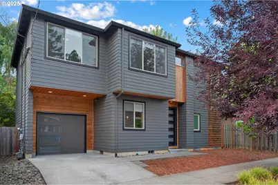 8001 SE Cesar E Chavez Blvd, Portland, OR 97202 - Photo 1