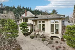 17623 Brookhurst Dr, Lake Oswego, OR 97034 - Photo 1