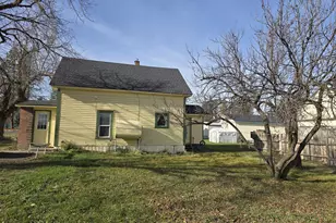 503 W 7th St, Wallowa, OR 97885 - Photo 1