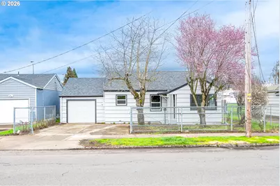 1305 S 2nd St, Lebanon, OR 97355 - Photo 1