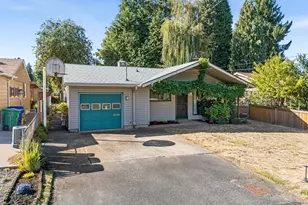 10125 N Mohawk Ave, Portland, OR 97203 - Photo 1