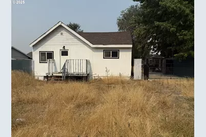 750 W Ridgeway Ave, Hermiston, OR 97838 - Photo 1