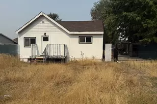 750 W Ridgeway Ave, Hermiston, OR 97838 - Photo 1