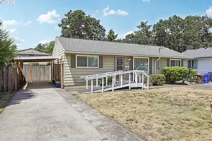 360 W Hereford St, Gladstone, OR 97027 - Photo 1