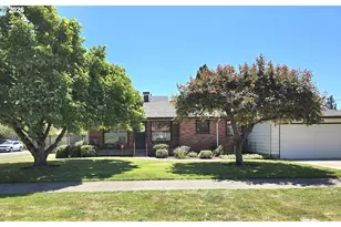4832 SE Raymond St, Portland, OR 97206 - Photo 1