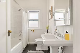 2415 NE 44th Ave, Portland, OR 97213 - Photo 16