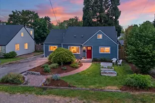 6651 NE Roselawn St, Portland, OR 97218 - Photo 1