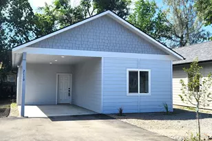 2110 True Ave, La Grande, OR 97850 - Photo 1