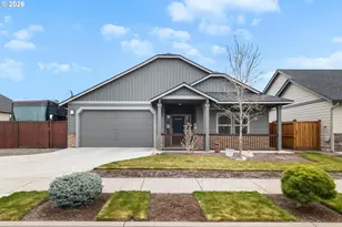 442 SE Pioneer Dr, Prineville, OR 97754 - Photo 1