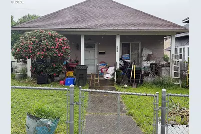 332 SE Pitzer St, Roseburg, OR 97470 - Photo 1