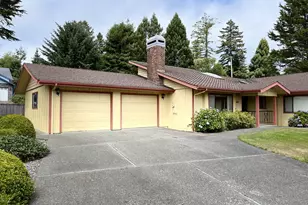 849 Brookhaven Dr, Brookings, OR 97415 - Photo 1