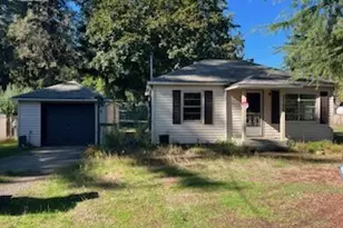 2105 SE 143rd Ave, Portland, OR 97233 - Photo 1