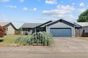 571 McCall Way, Philomath, OR 97370 - Photo 1