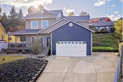 135 SW Quincetree Ct, Roseburg, OR 97471 - Photo 1