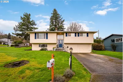 17670 SE Emerald Dr, Milwaukie, OR 97267 - Photo 1