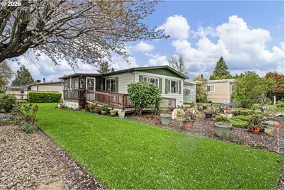 1400 Candlelight Dr #105, Eugene, OR 97402 - Photo 1