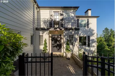 6442 SW Parkhill Dr, Portland, OR 97239 - Photo 1