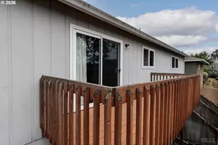 275 West St, Saint Helens, OR 97051 - Photo 14