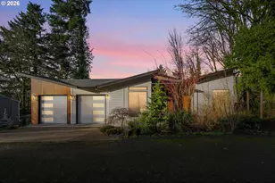 17808 Hillside Way, Lake Oswego, OR 97034 - Photo 1